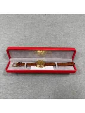Vintage Disneyland Mickeys Toontown 1993 Commemorative Watch New w/original Box